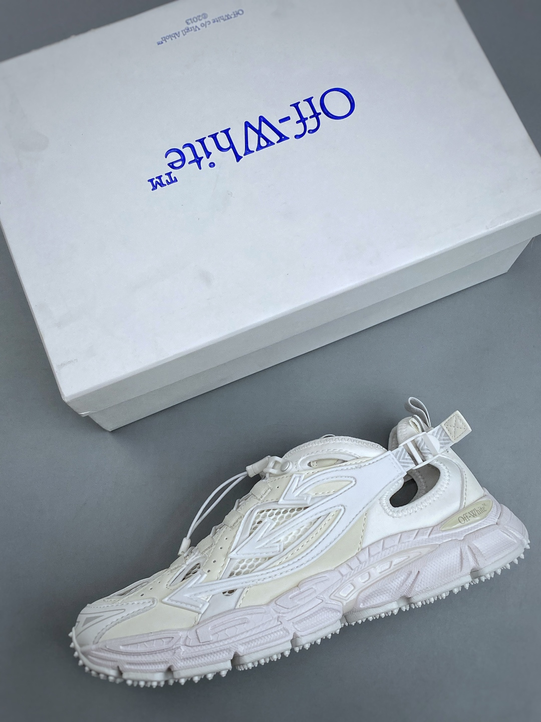 N Off-White C/O VirGil Abloh 人气单品 OW最新款情侣款跑鞋百分百原盒正确版 原楦原纸板数据 N Off-White C/O VirGil Abloh 人气单品 OW最新款情侣款跑鞋百分百原盒正确版 原楦原纸板数据