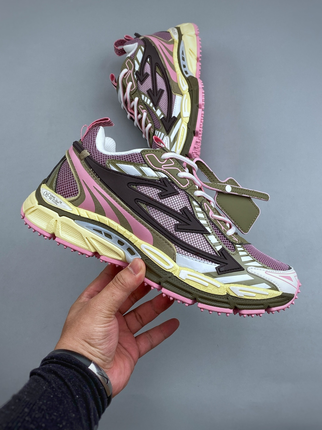 N Off-White C/O VirGil Abloh 人气单品 OW最新款情侣款跑鞋百分百原盒正确版 原楦原纸板数据