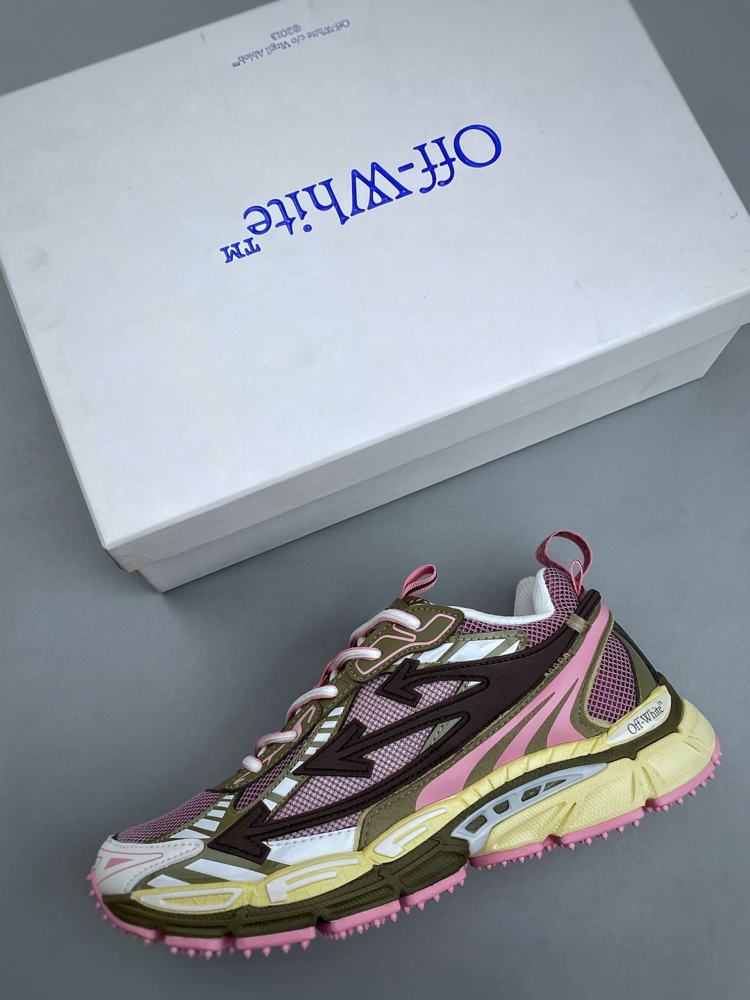 N Off-White C/O VirGil Abloh 人气单品 OW最新款情侣款跑鞋百分百原盒正确版 原楦原纸板数据