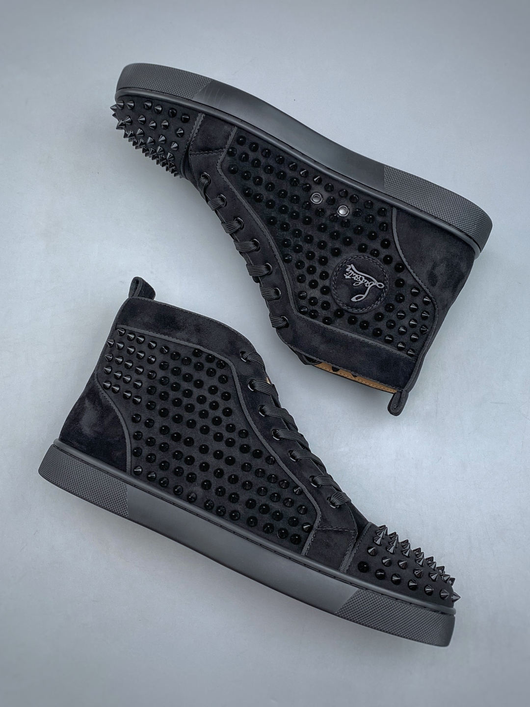 N 法国品牌Christian Louboutin CL(路铂廷) 红底鞋 男鞋低帮红底鞋水钻系带运动休闲板鞋 高品质做 N 法国品牌Christian Louboutin CL(路铂廷) 红底鞋 男鞋低帮红底鞋水钻系带运动休闲板鞋 高品质做