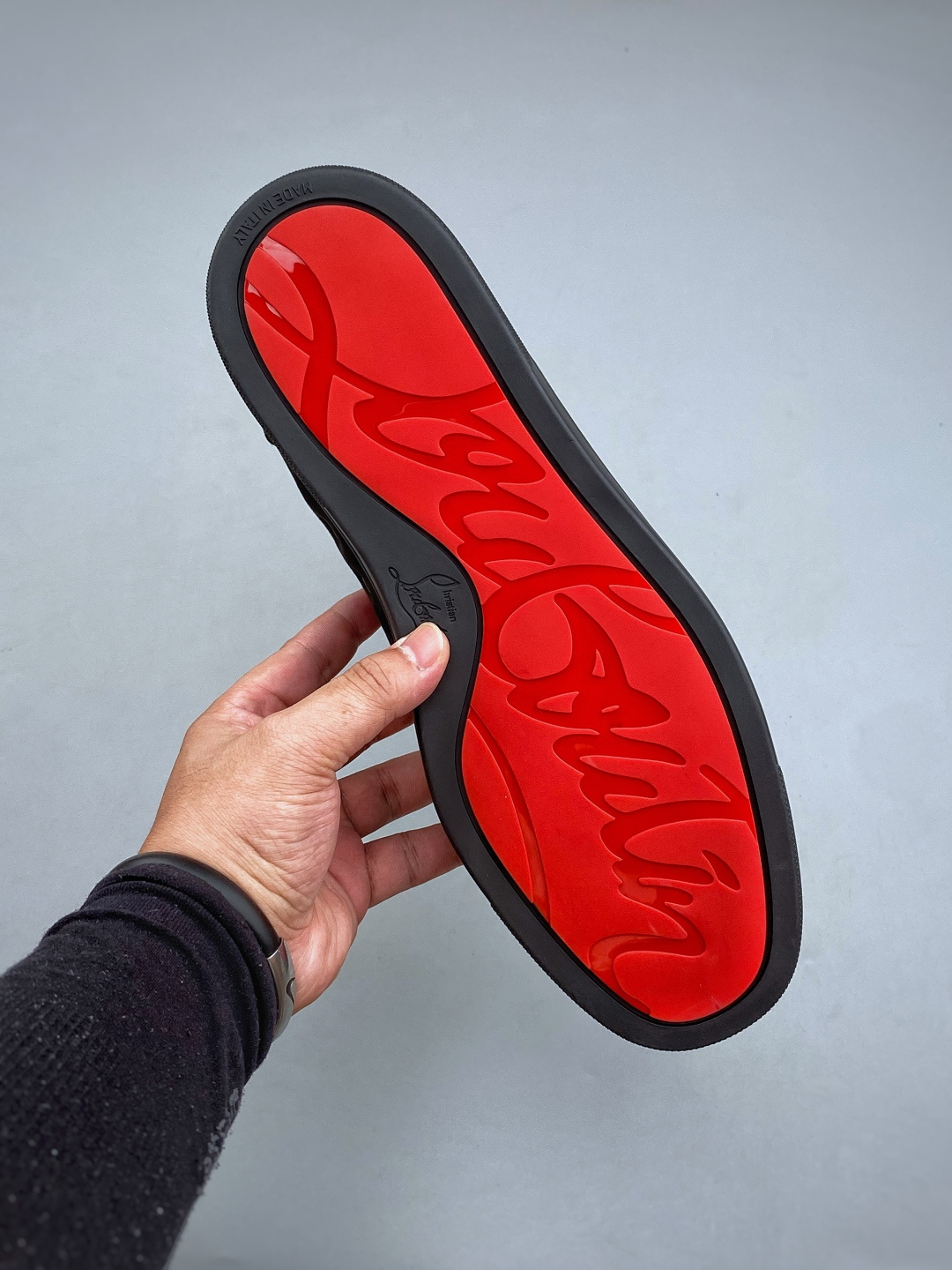 N 法国品牌Christian Louboutin CL(路铂廷) 红底鞋 男鞋低帮红底鞋水钻系带运动休闲板鞋 高品质做 N 法国品牌Christian Louboutin CL(路铂廷) 红底鞋 男鞋低帮红底鞋水钻系带运动休闲板鞋 高品质做