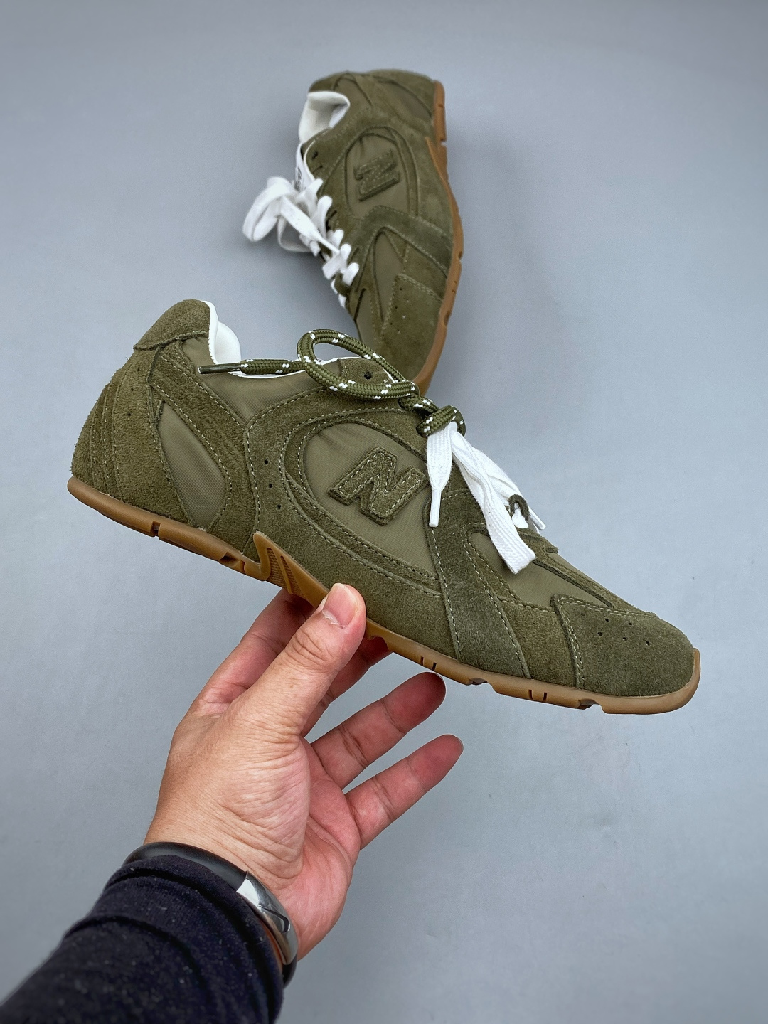P 顶级礼盒版本 Miu Miu缪缪 x New Balance NB530 银色联名复古运动休闲阿甘德训鞋 原版开发从