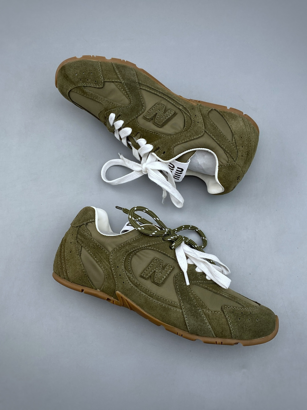 P 顶级礼盒版本 Miu Miu缪缪 x New Balance NB530 银色联名复古运动休闲阿甘德训鞋 原版开发从