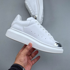 福利特价N 海外指定版本 独特礼盒包装 Alexander McQueen/亚历山大麦昆松糕鞋厚底增高小白鞋 进口丝绸亚 福利特价N 海外指定版本 独特礼盒包装 Alexander McQueen/亚历山大麦昆松糕鞋厚底增高小白鞋 进口丝绸亚