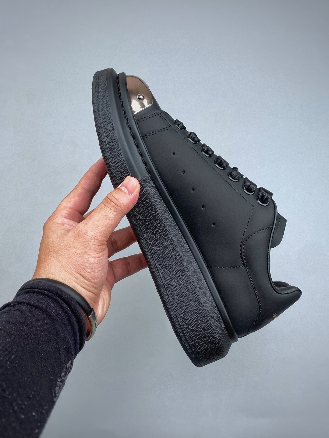 福利特价N 海外指定版本 独特礼盒包装 Alexander McQueen/亚历山大麦昆松糕鞋厚底增高小白鞋 进口丝绸亚