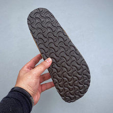 N ❗德国百年知名鞋履品牌·博肯Birkenstock 勃肯半拖系列 克罗心联名博肯Birkenstock 勃肯半拖 广 N ❗德国百年知名鞋履品牌·博肯Birkenstock 勃肯半拖系列 克罗心联名博肯Birkenstock 勃肯半拖 广