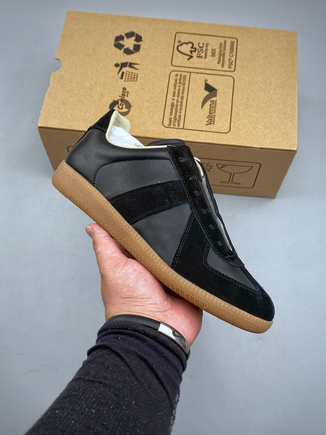 S Maison Margiela Calfskin Replica MM6 马吉拉复古低帮时尚德训鞋 私人订单打造 高