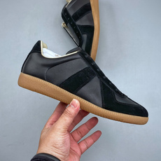 S Maison Margiela Calfskin Replica MM6 马吉拉复古低帮时尚德训鞋 私人订单打造 高 S Maison Margiela Calfskin Replica MM6 马吉拉复古低帮时尚德训鞋 私人订单打造 高