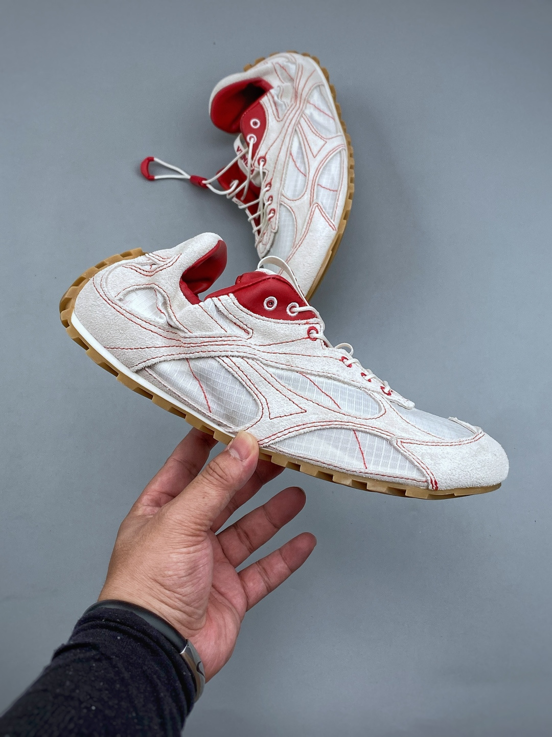 M 宝缇嘉/葆蝶家-Bottega Veneta Orbit Flash牛皮革复古效果饰面圆头细带低帮生活休闲鞋 尺码：