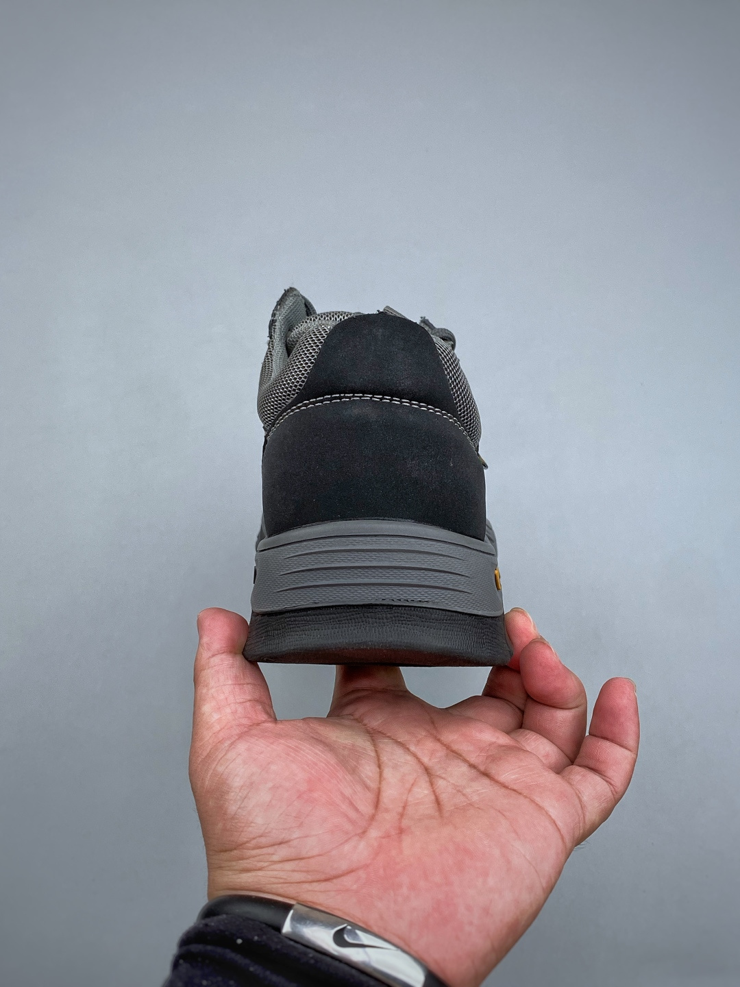 N T/ECCO爱步 小红书爆款 新款百搭休闲款 Ecco/爱步休闲鞋 尺码：39-44