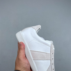 S Maison Margiela Calfskin Replica MM6 马吉拉复古低帮时尚德训鞋 私人订单打造 高 S Maison Margiela Calfskin Replica MM6 马吉拉复古低帮时尚德训鞋 私人订单打造 高