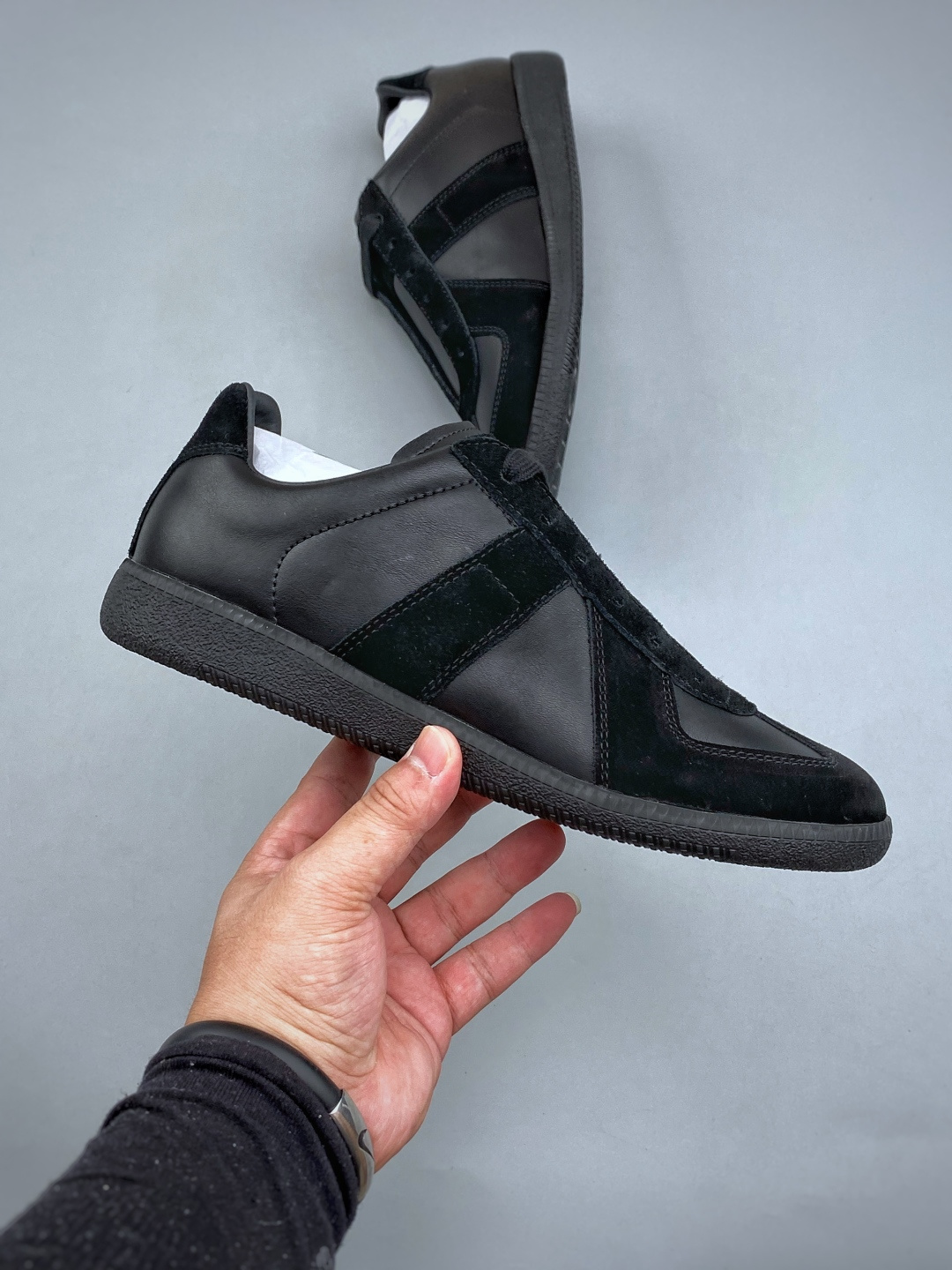 S Maison Margiela Calfskin Replica MM6 马吉拉复古低帮时尚德训鞋 私人订单打造 高