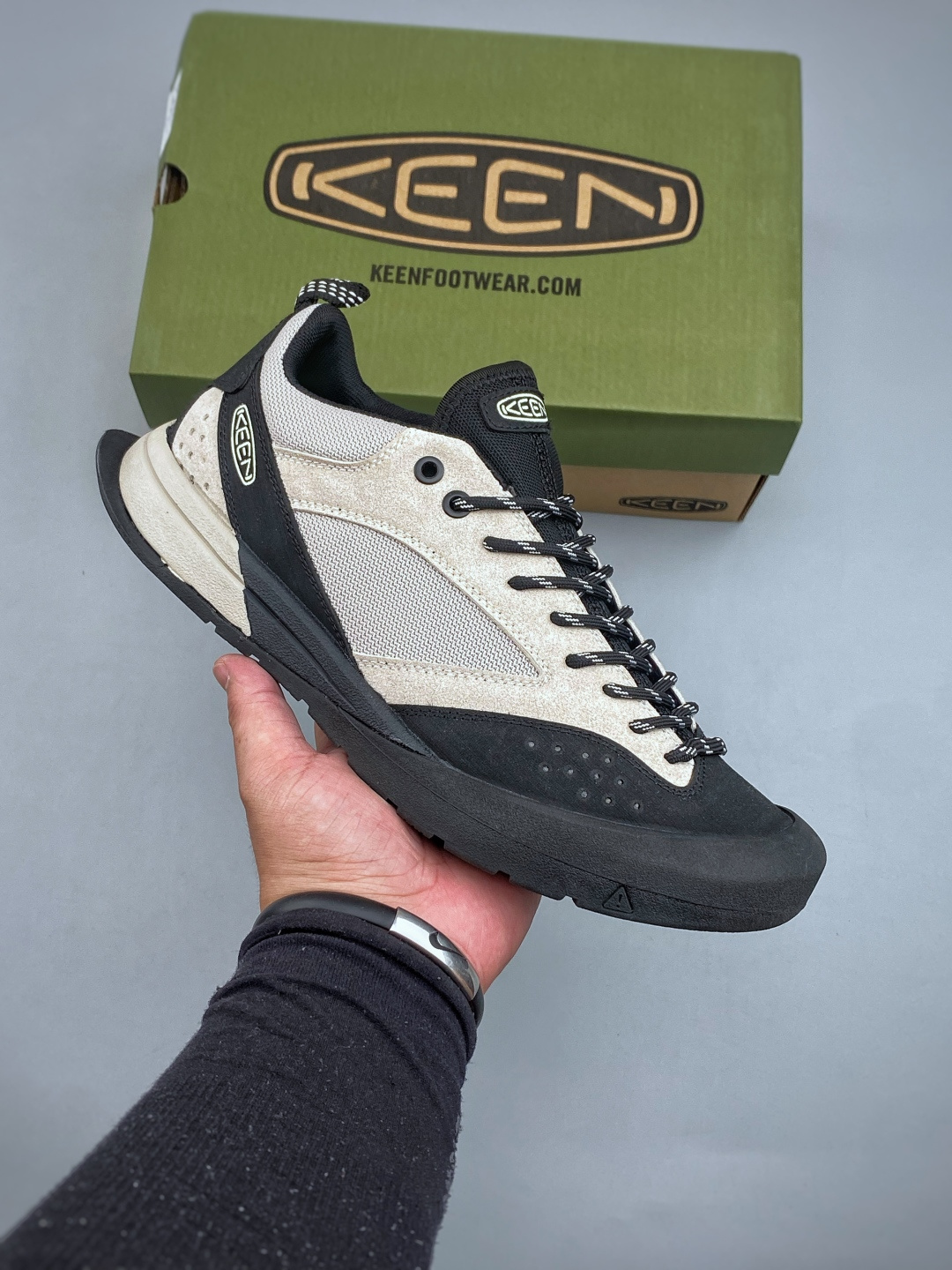 M Keen Jasper3经典时尚百搭精致减震耐磨透气支撑 低帮登山徒步鞋 尺码：35-45