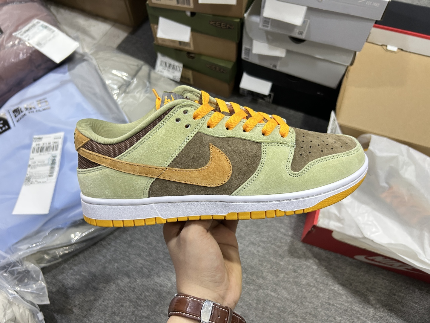 💎高端好物 发货推荐款式🛒
💎团队精选发货热门款式'欢迎对接合作
💎认真精修每一双鞋子'团队主打严格质检'
💎终端独家供图供货'所见即所得'放心冲刺'
💎多版本供应'可带图询问其他价格'一站式供应'
💎主打中高端品质供应'深梗行业潜心做货