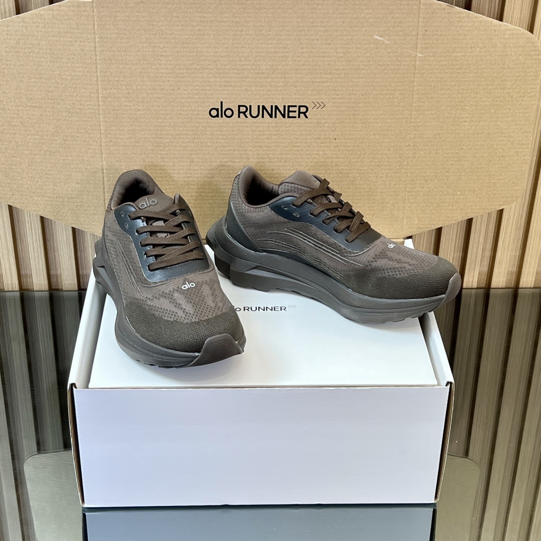 Alo Runner Series: Premium Substitute Sneakers for Leisure and Jogging, $750 - 图片 5