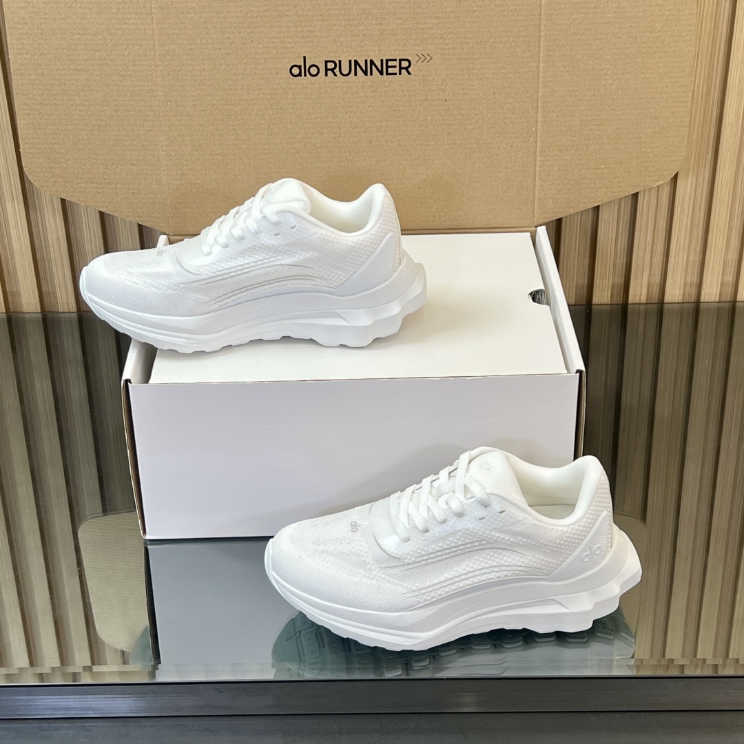 Alo Runner Series: Stylish Jogging Shoes with Enhanced Stability and Comfort