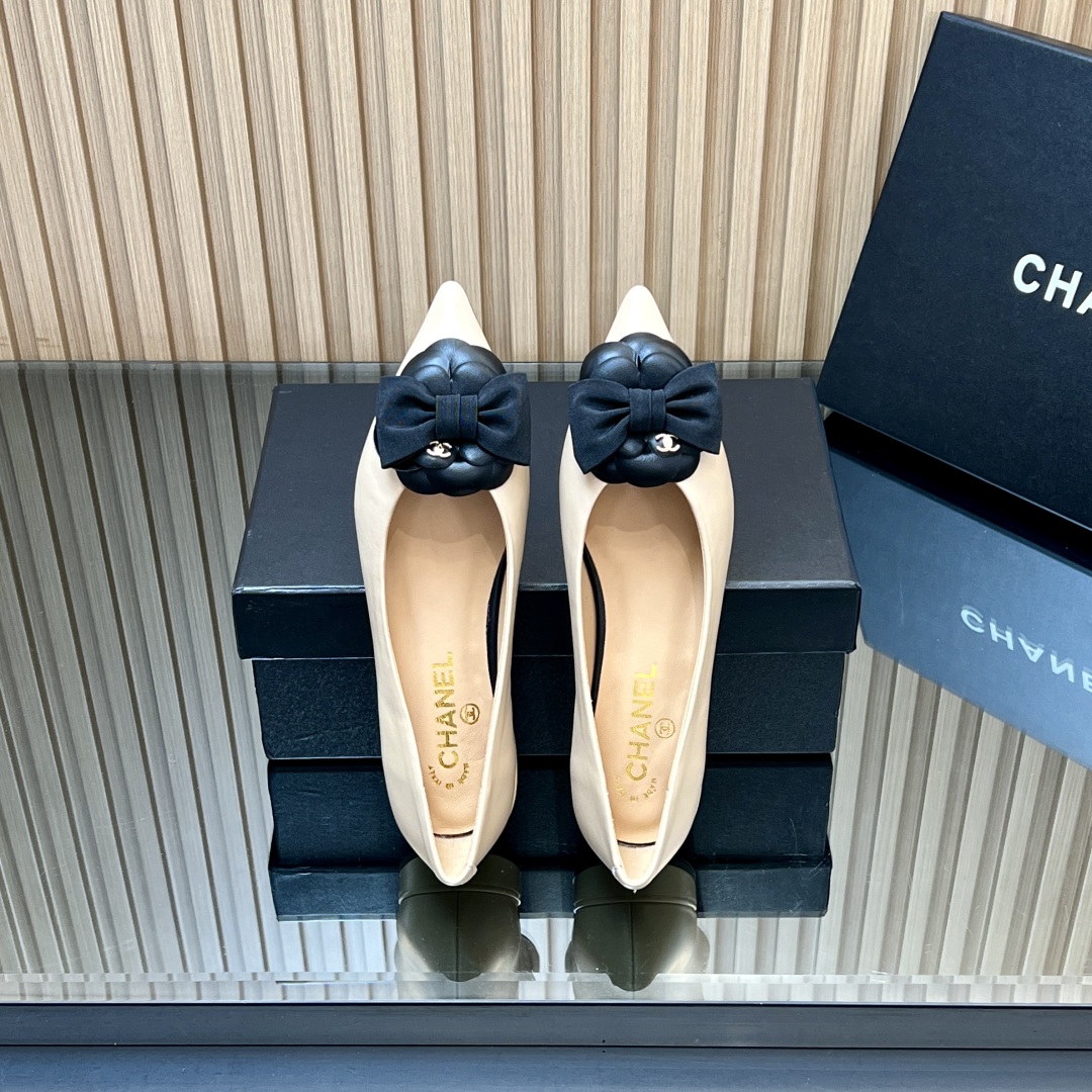 Chanel 25ss Collection: Elegant and Comfortable Shoes in Custom Cattle Skin – Size #35-41 - 图片 2