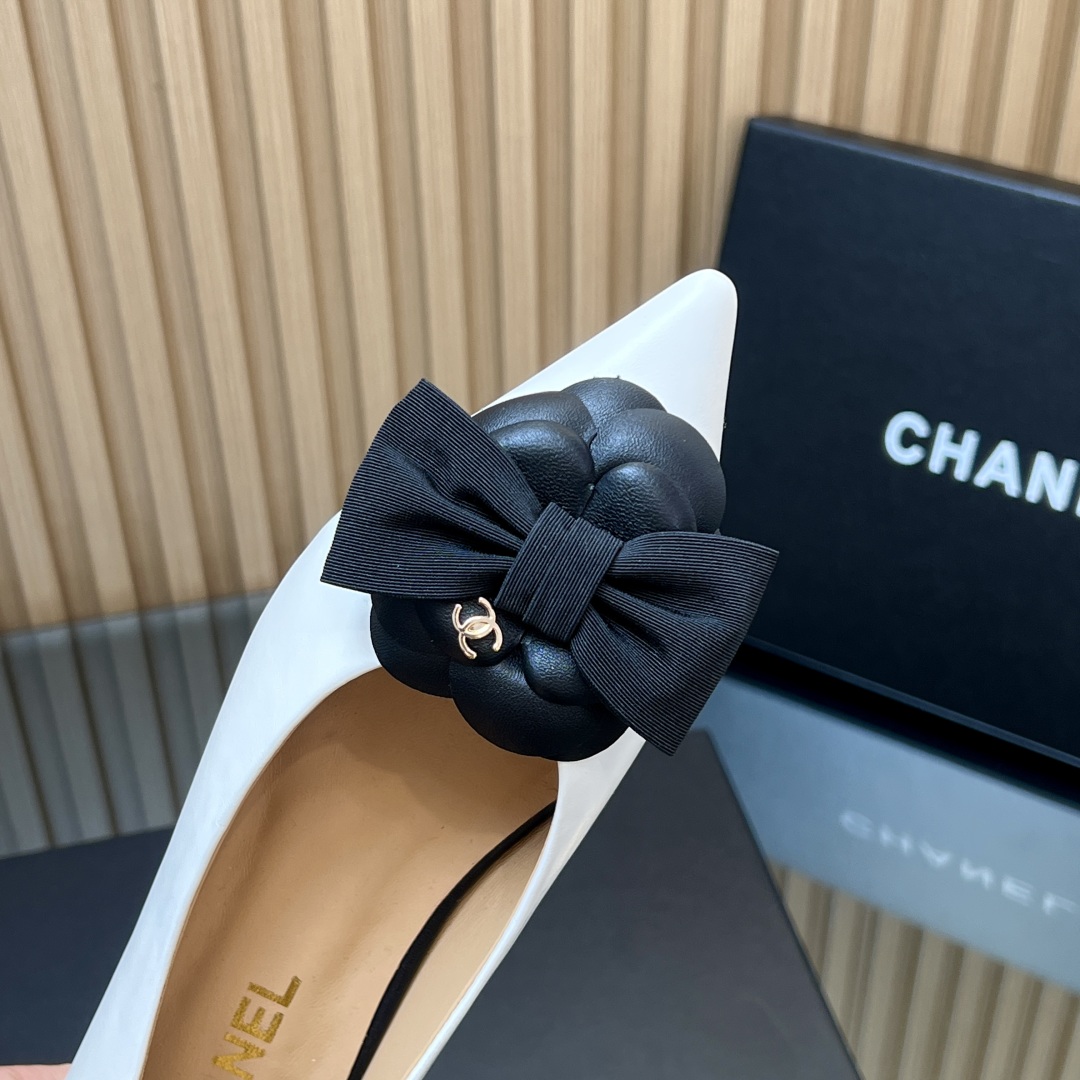 “Chanel 25ss Collection: Elegant, Sophisticated Shoes with Custom Cattle Skin Design for Comfort and Style” - 图片 9