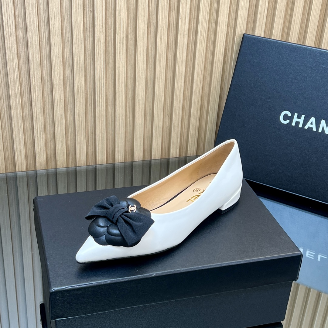 “Chanel 25ss Collection: Elegant, Sophisticated Shoes with Custom Cattle Skin Design for Comfort and Style” - 图片 7