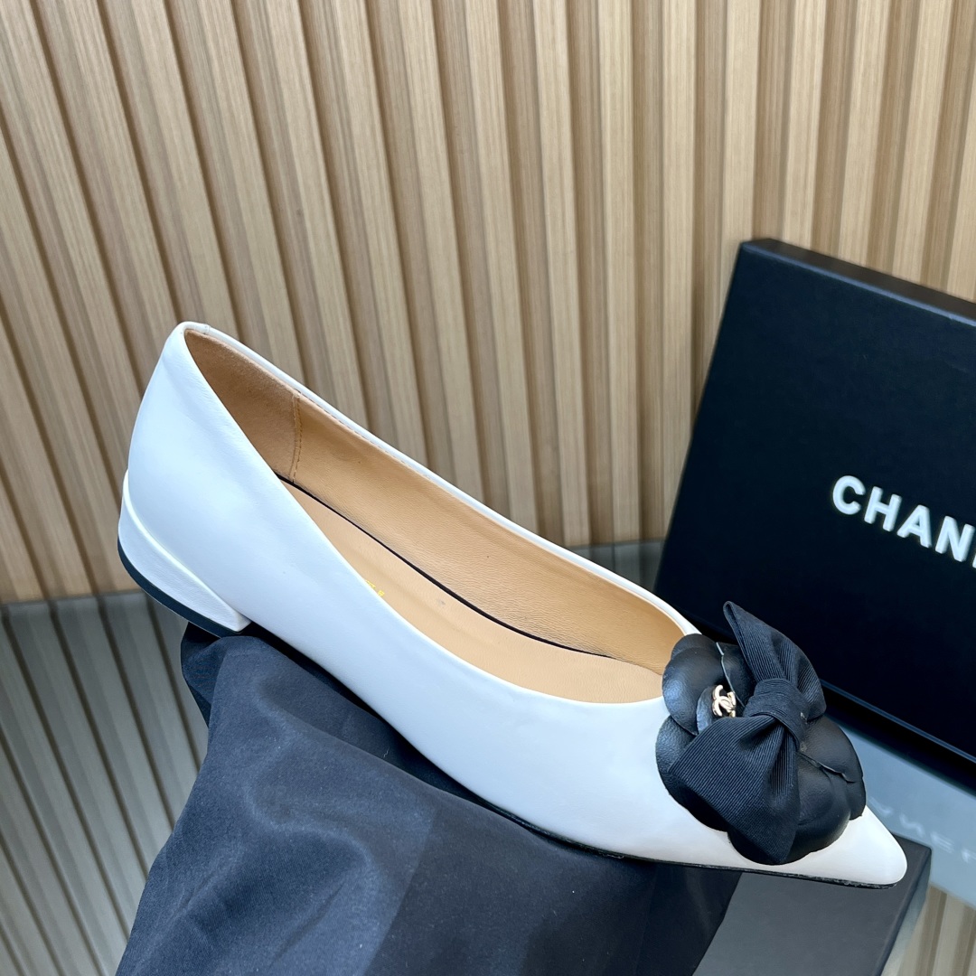 “Chanel 25ss Collection: Elegant, Sophisticated Shoes with Custom Cattle Skin Design for Comfort and Style” - 图片 8