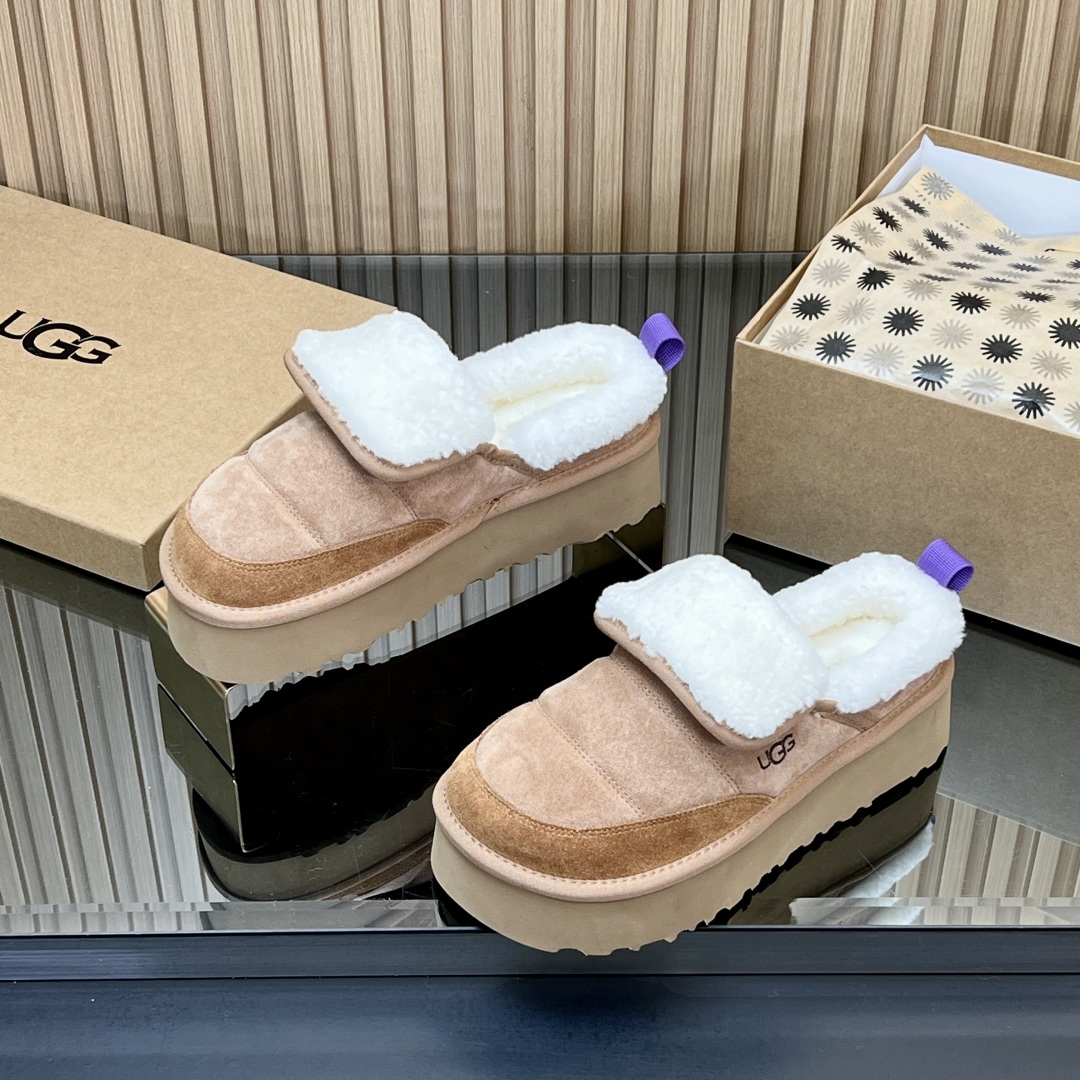 NO:544948,【High-version】UGG winter hot caterpillar snow boots!  The thick and warm sheepskin and fur are integrated, and the sense of security below zero is all the fashionable mix and match it gives!  It is very convenient to take care of, and the entire shoe and boots are filled with wool, and it feels like it falls into a cloud when you step on it. It is super comfortable!  Material A-grade sheepskin integrated Size35-41 (40.41 custom made without return or exchange), semi-dragged fur shoes, boots, sheepskin19860909【高版本】 UGG冬季爆款毛毛虫雪地靴！厚实温暖的羊皮毛一体,零下的安全感都是它给的各种时尚混搭都可搭配！打理十分方便,真正皮毛一体整个鞋靴内里都是羊毛,踩上去像是掉在云朵里 超级舒服！ 材质A级羊皮毛一体 Size35-41（40.41订做不退换）,半拖毛毛鞋,boots,sheepskin,Women's Shoes