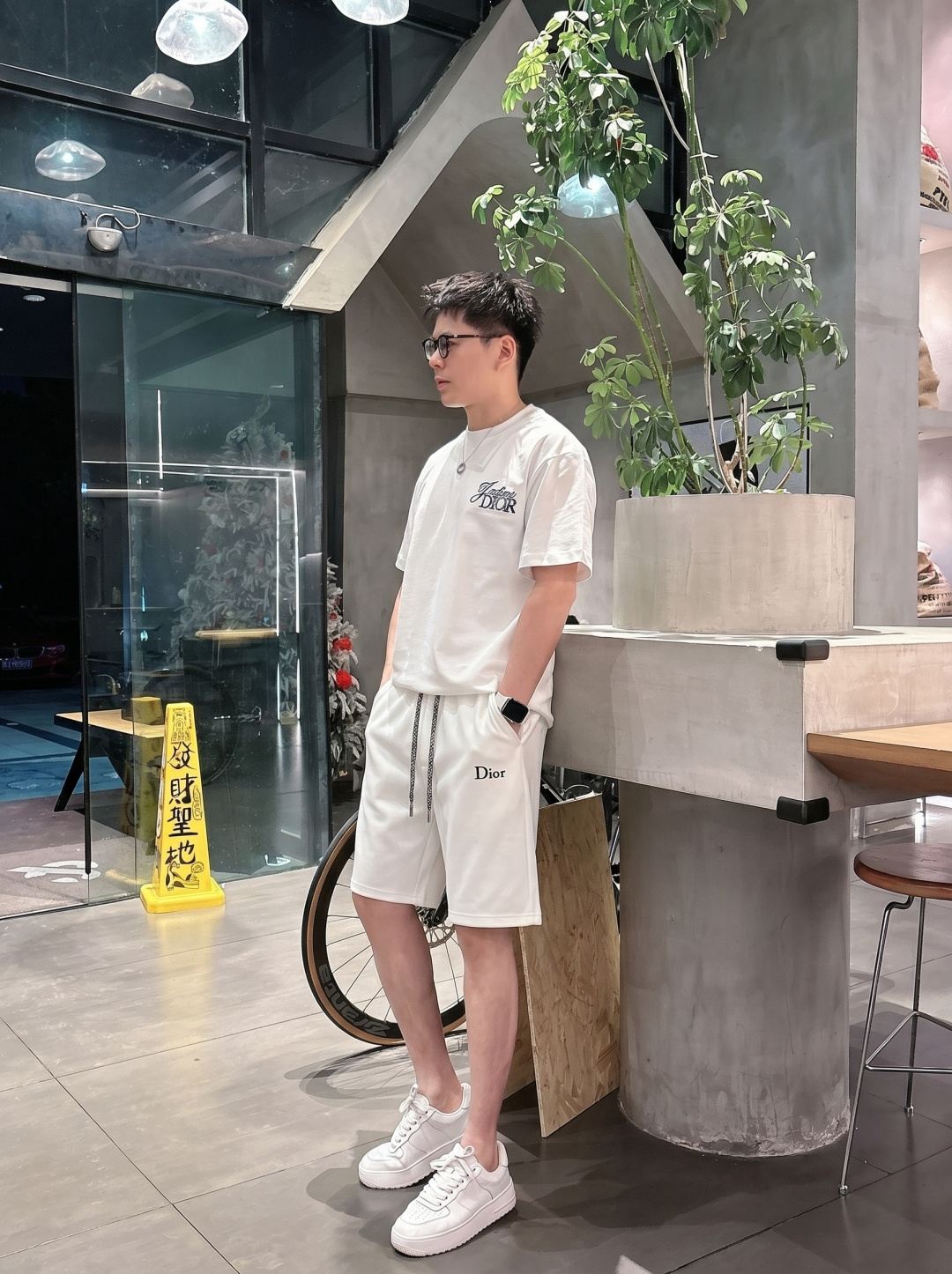 ·  迪奥 2026春夏新款男士休闲宽松短裤 五分裤 高端货简洁时尚大方定制原版进口面料简洁利落又清爽品质做工细节精美简