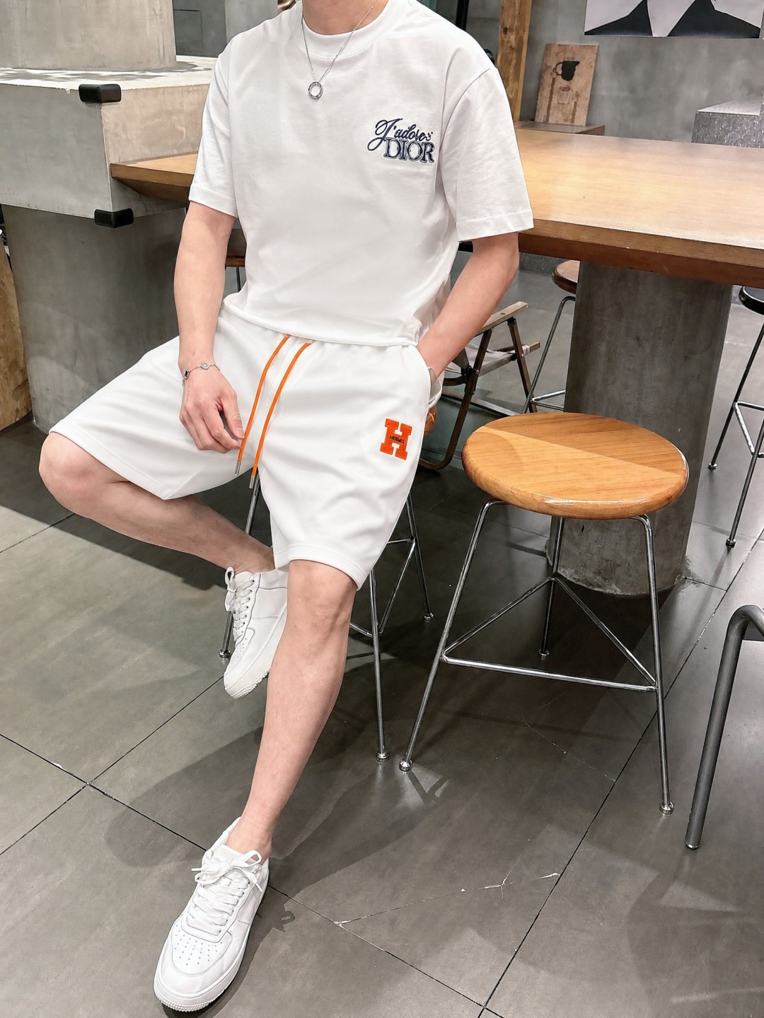 ·  爱马仕 2026春夏新款男士休闲宽松短裤 五分裤 高端货简洁时尚大方定制原版进口面料简洁利落又清爽品质做工细节精美