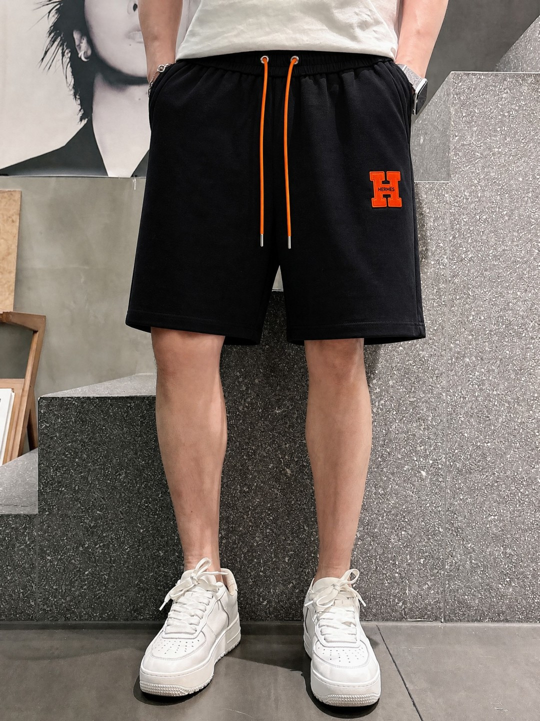 ·  爱马仕 2026春夏新款男士休闲宽松短裤 五分裤 高端货简洁时尚大方定制原版进口面料简洁利落又清爽品质做工细节精美