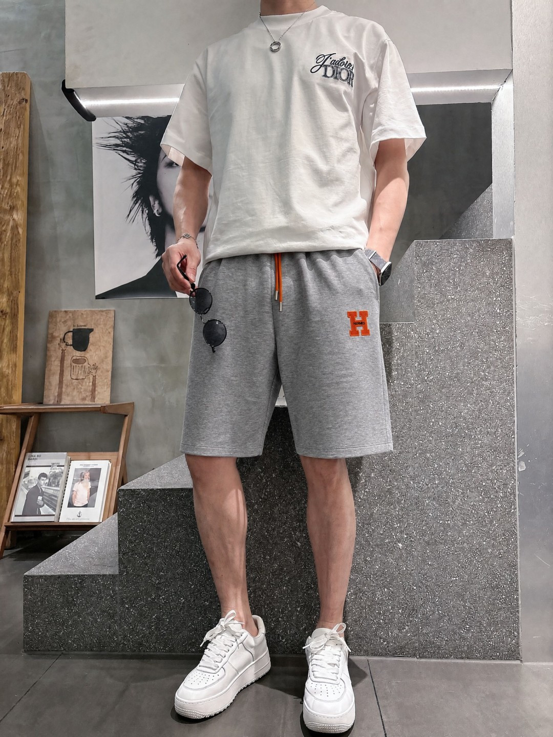 ·  爱马仕 2026春夏新款男士休闲宽松短裤 五分裤 高端货简洁时尚大方定制原版进口面料简洁利落又清爽品质做工细节精美