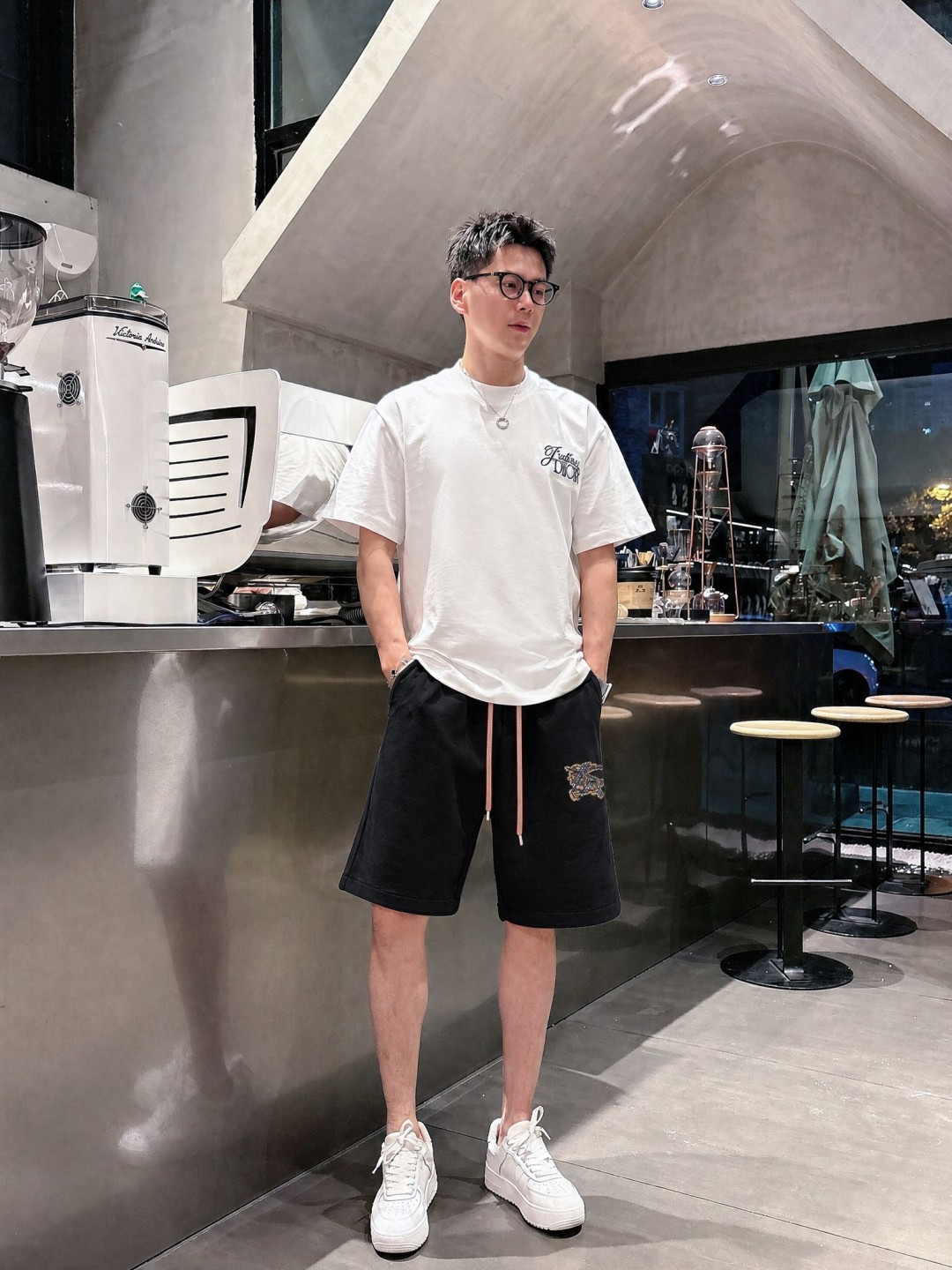 ·  巴宝莉 2026春夏新款男士休闲宽松短裤 五分裤 高端货简洁时尚大方定制原版进口面料简洁利落又清爽品质做工细节精美