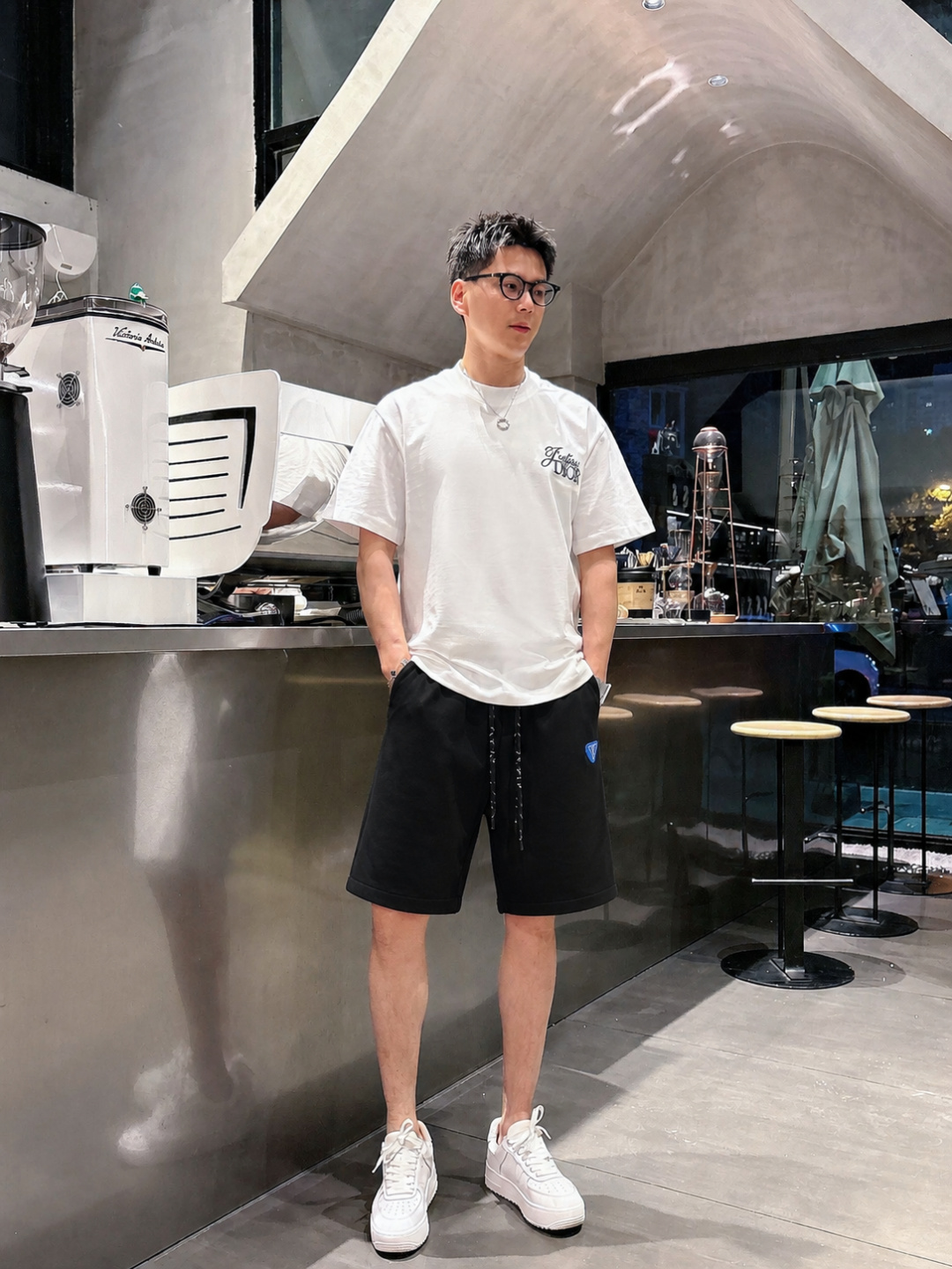 ·  普拉达 2026春夏新款男士休闲宽松短裤 五分裤 高端货简洁时尚大方定制原版进口面料简洁利落又清爽品质做工细节精美