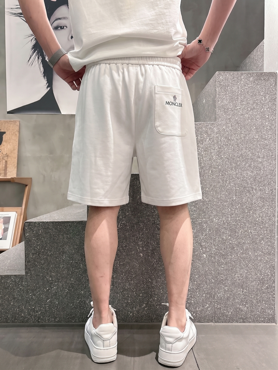 .  蒙口 2026春夏新款男士休闲宽松短裤 五分裤 高端货简洁时尚大方定制原版进口面料简洁利落又清爽品质做工细节精美简