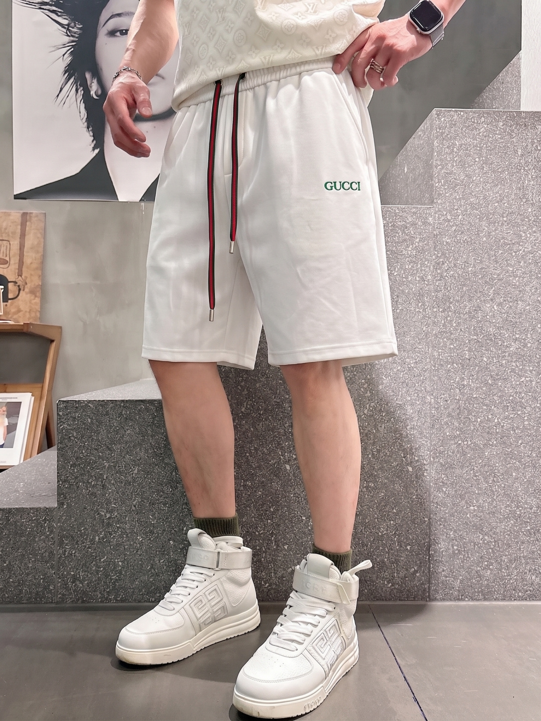 . 古奇 2026春夏新款男士休闲宽松短裤 五分裤 高端货简洁时尚大方定制原版进口面料简洁利落又清爽品质做工细节精美简约