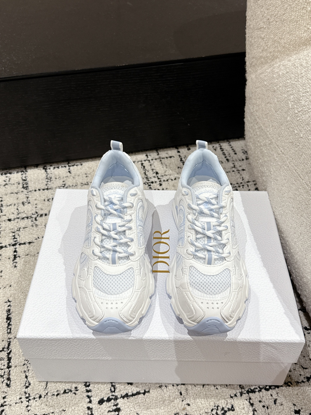 NO:232274,Top version Dior 25/ Chrono series new arrival Latest dad shoes sneakers casual shoes Di Lieba same style Original development Dior 2025 early spring new products | Sports shoes Ne C.D's vacation style this season, people's sneakers are super popular!  The color scheme is super good, the visual is more coordinated, and the foot feel is lighter and more comfortable to increase the height without heavy weight. 10g0 is extremely recognizable. The girls, please close your eyes!  Laminated fabric with leather, hot stamping 