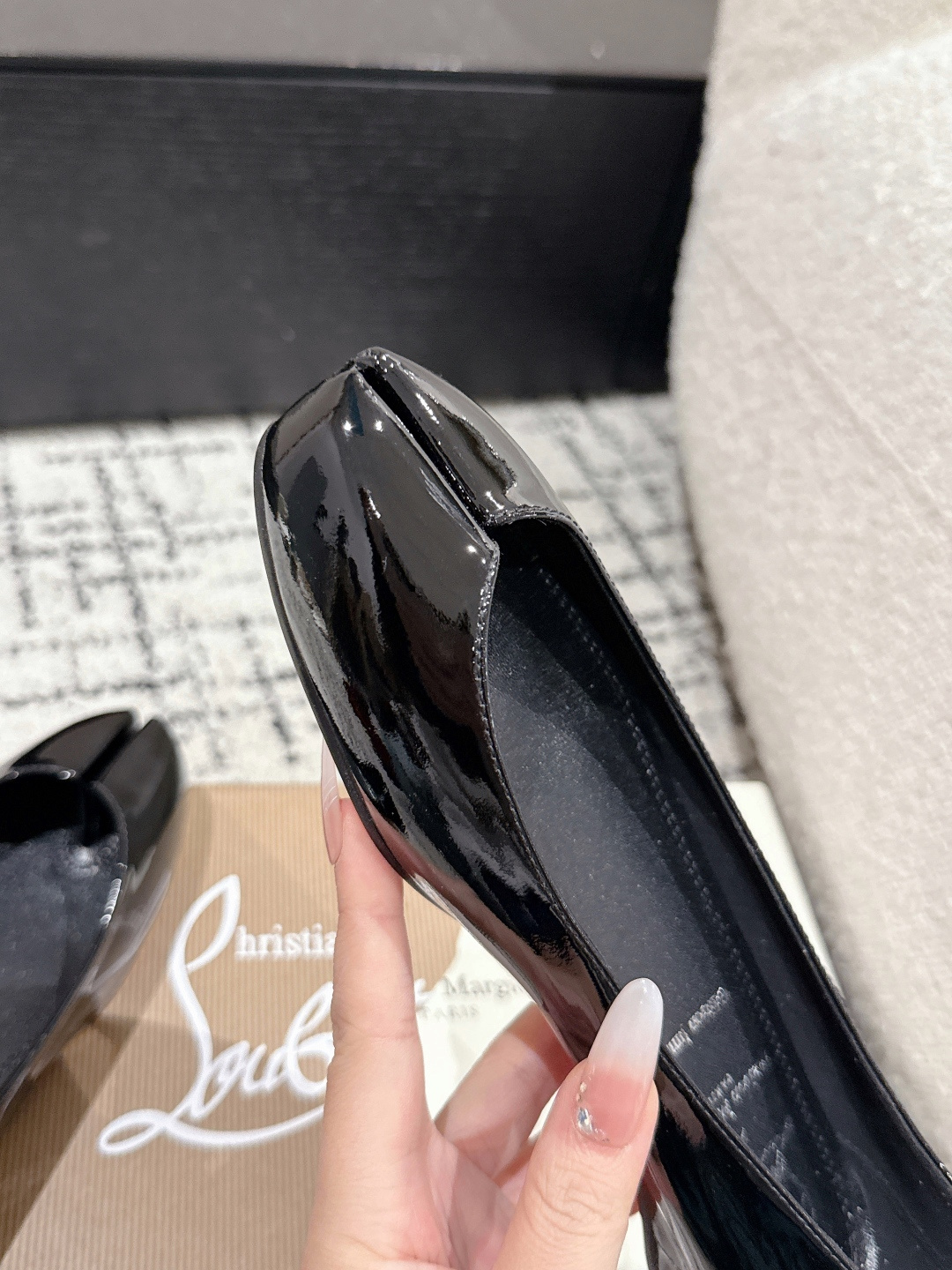 MM6 x CL Red Bottom Super Flat Ballet Shoes with Cow Paint Fabric and Sheepskin Lining - 图片 6