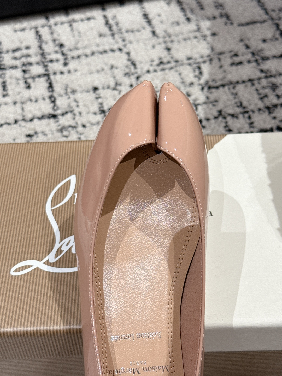 NO:223656,#Real photo details reference, split toe shoes19860909#实拍细节参考,分趾鞋,Women's Shoes