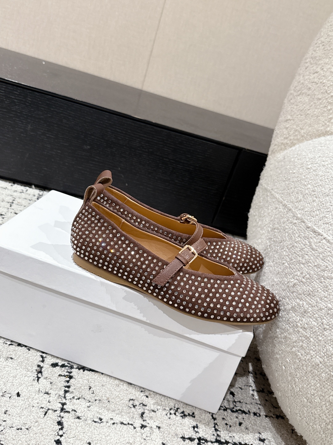 New Jwanderson 25/Spring Summer Elliptical Drilling Shoes with Velvet and Diamonds - 图片 2