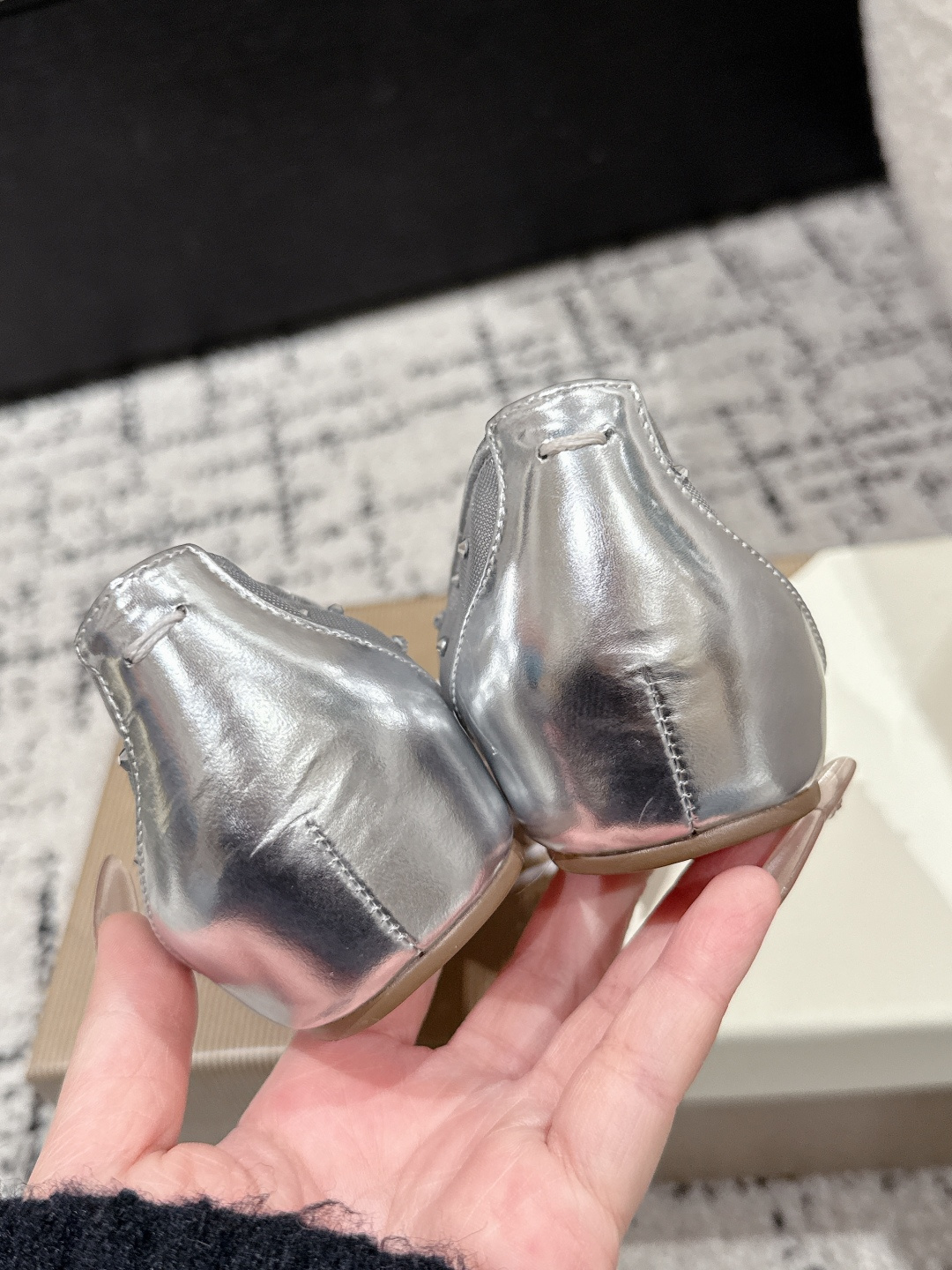 MM6 x CL Red Bottom Ballet Shoes: Original Design with Grid-Hot Drilling Fabric - 图片 9