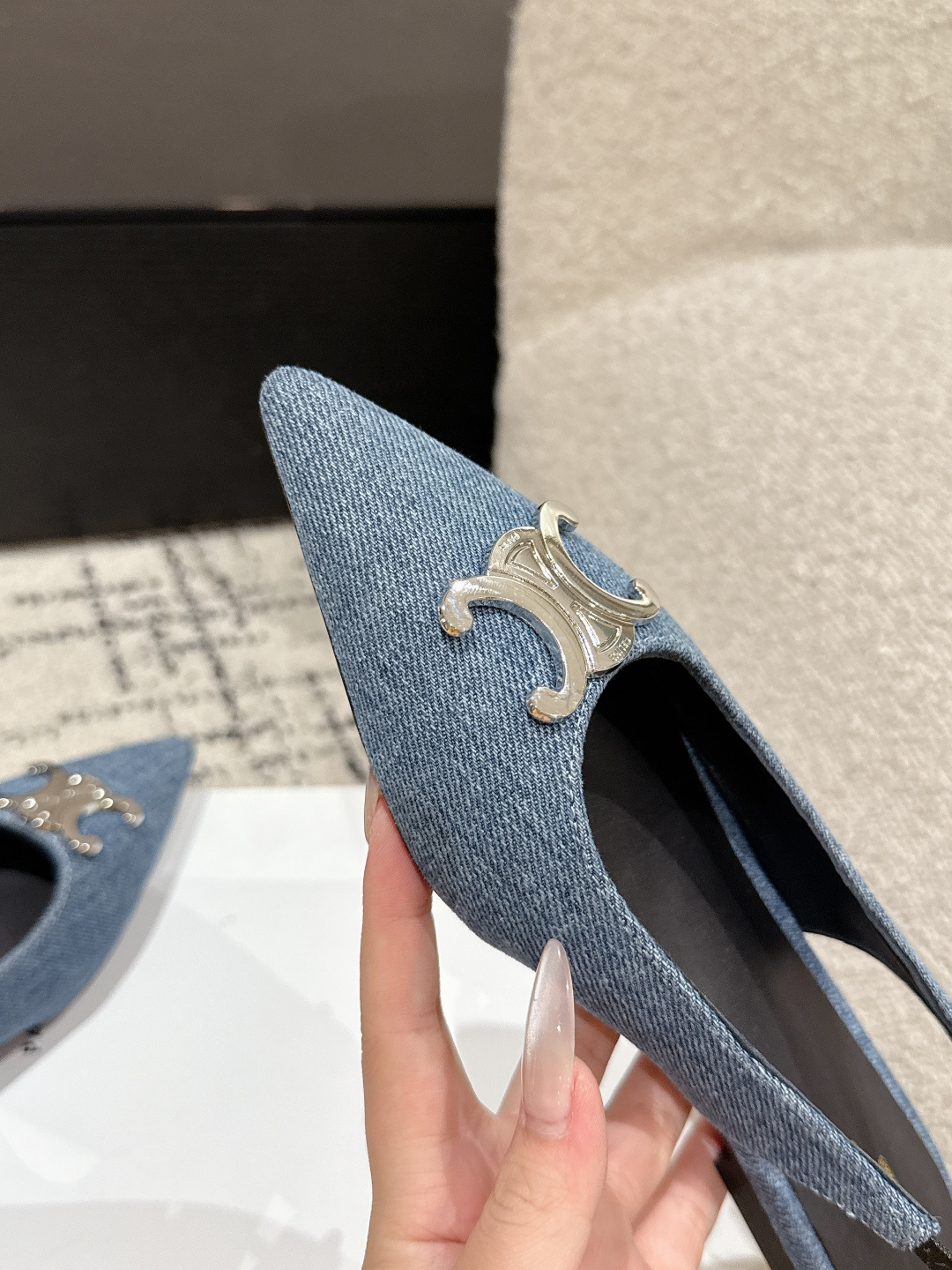 CELINE Summer New Colour Cowboy Sandals: Stylish and Comfortable Footwear Option - 图片 6