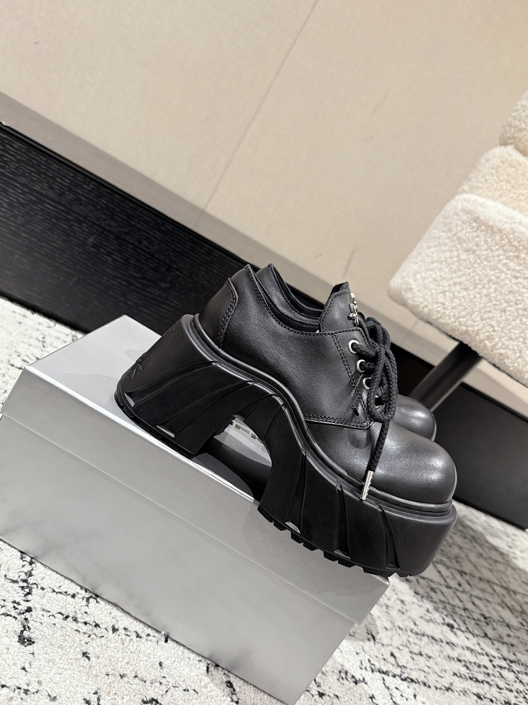 “Latest Fashion Shoes: Comfortable, Stylish, and Affordable – Review” - 图片 2