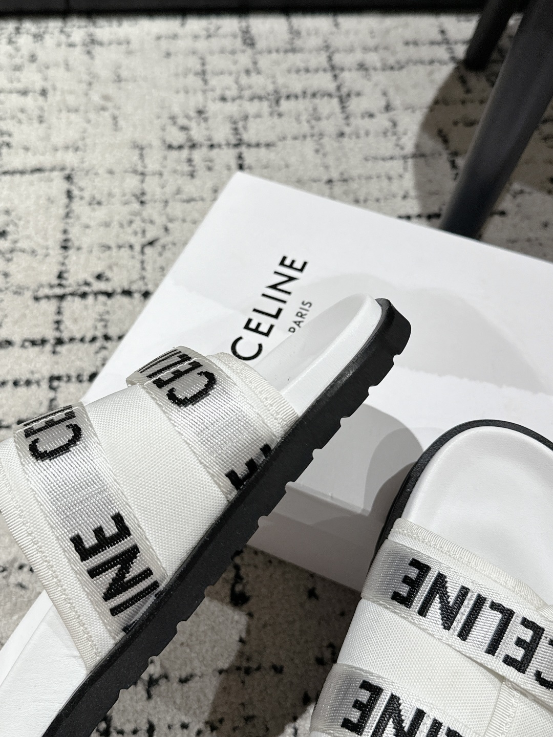 “TopCeline Spring & Summer Collection: Embroidered Cowboy Boots with Skin Details in Sizes 35-40” - 图片 6
