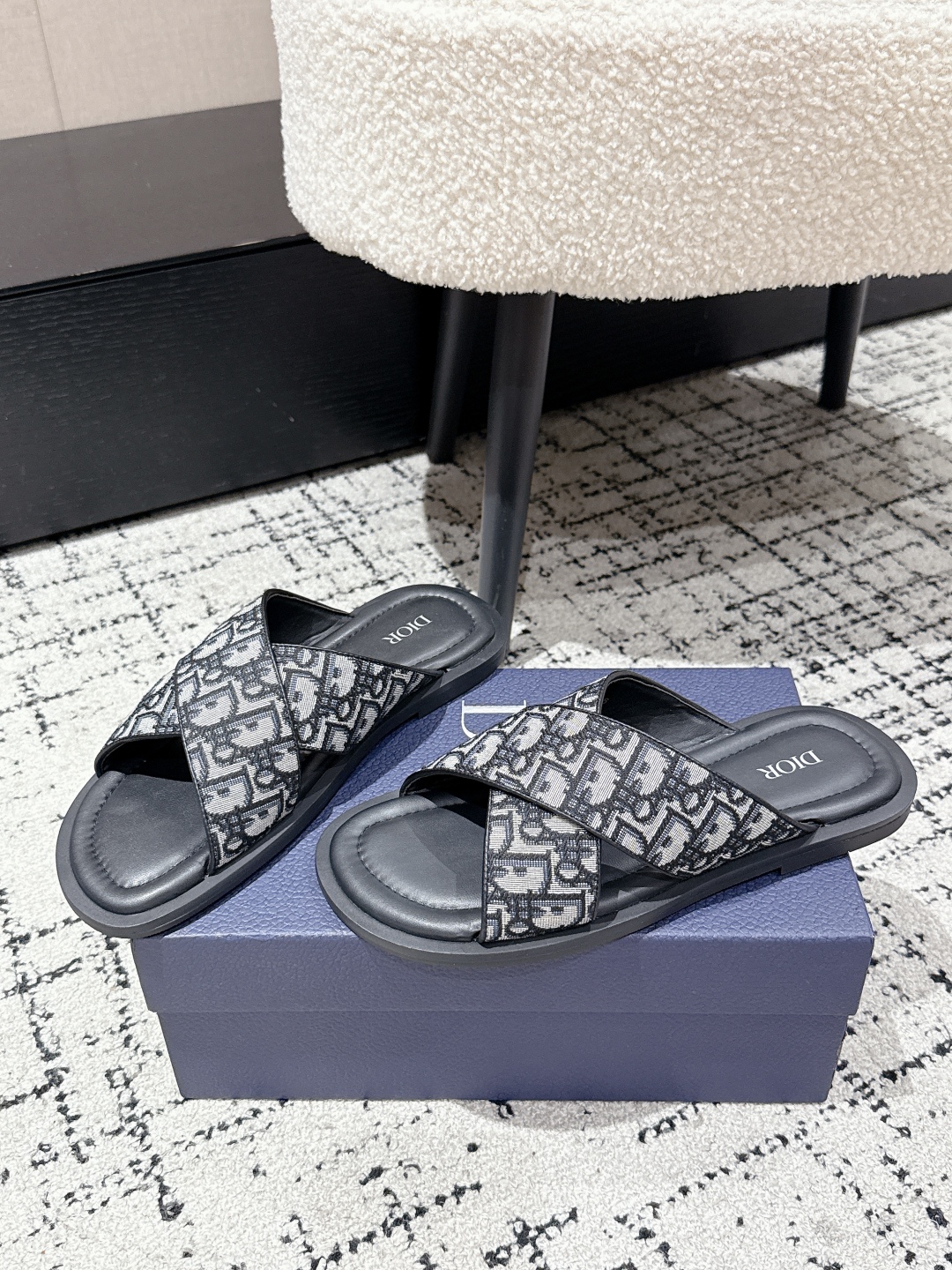 Dior Oblique Jacquard Men's Slides: Summer Style & Comfort - Size 39-46 4 cmp i1752145092039 9954 0 2