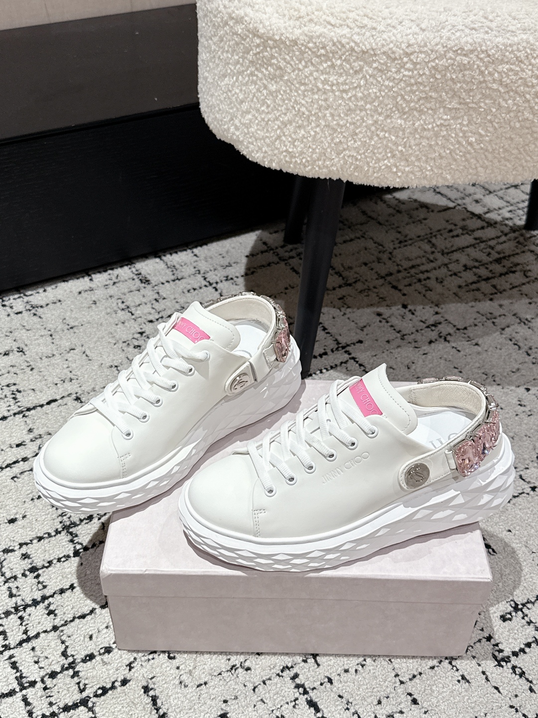 Jimmy Choo’s New Diamond Sports Shoe Series with Unique Materials and Design