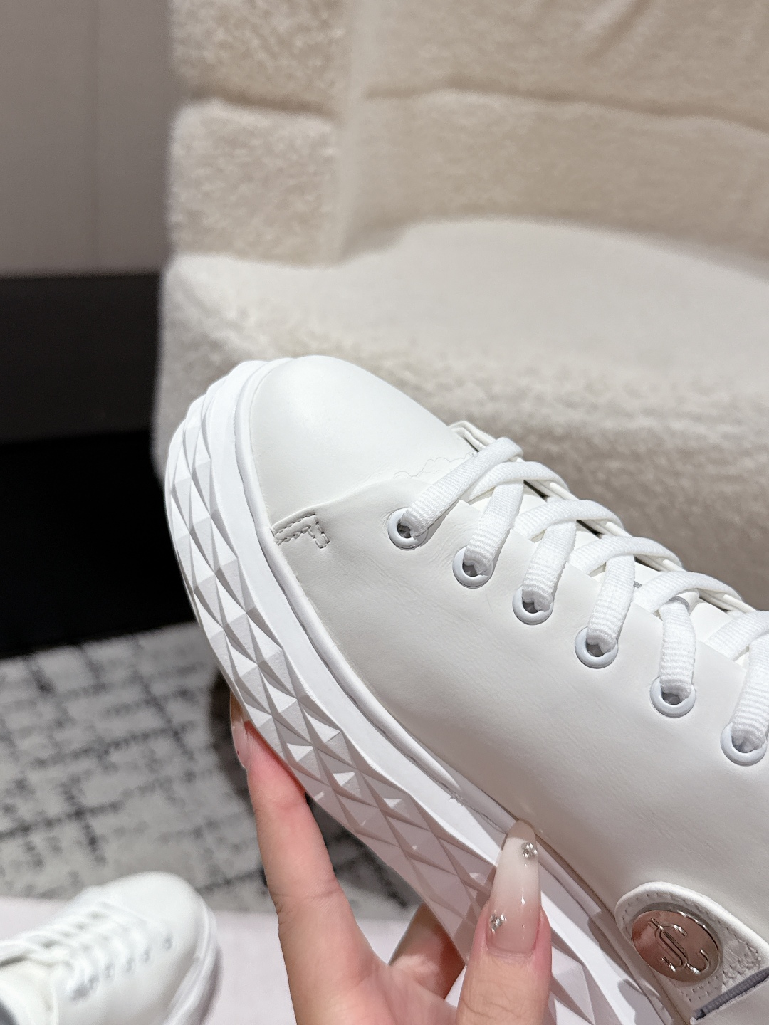 Jimmy Choo Diamond Sports Shoe Series with Zirconium Fabric and Sheep Hide Inner - 图片 6