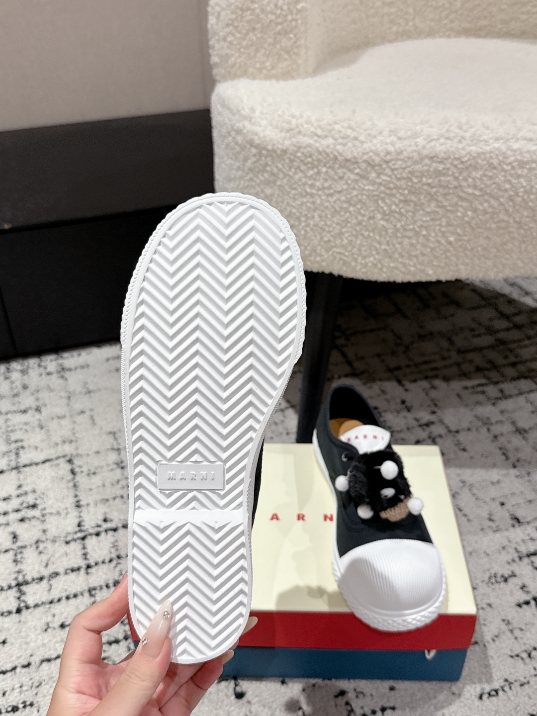 New Canvas Sneakers with Wave Patterns for Comfort and Style - 图片 8