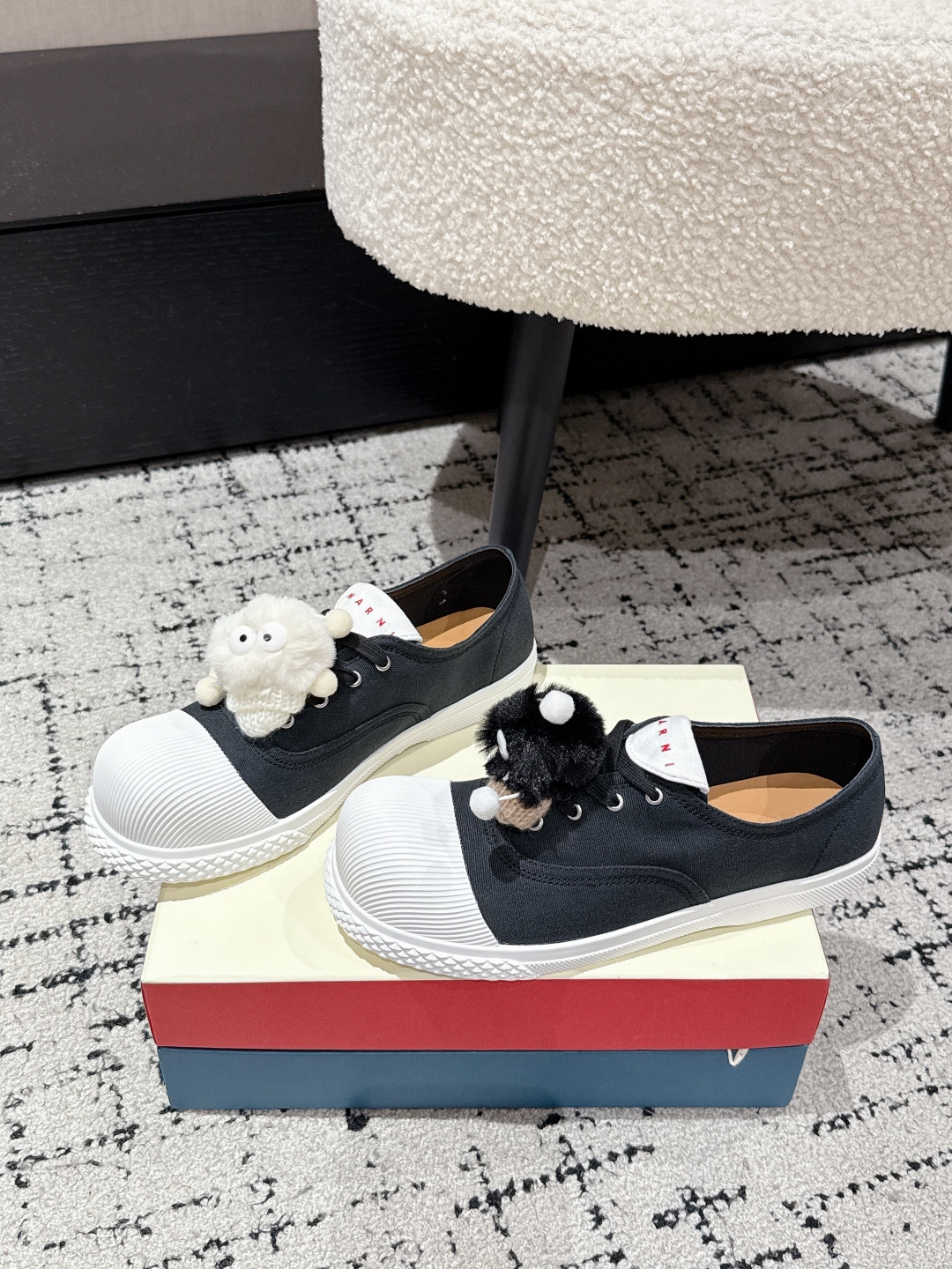 New Canvas Sneakers with Wave Patterns for Comfort and Style - 图片 2