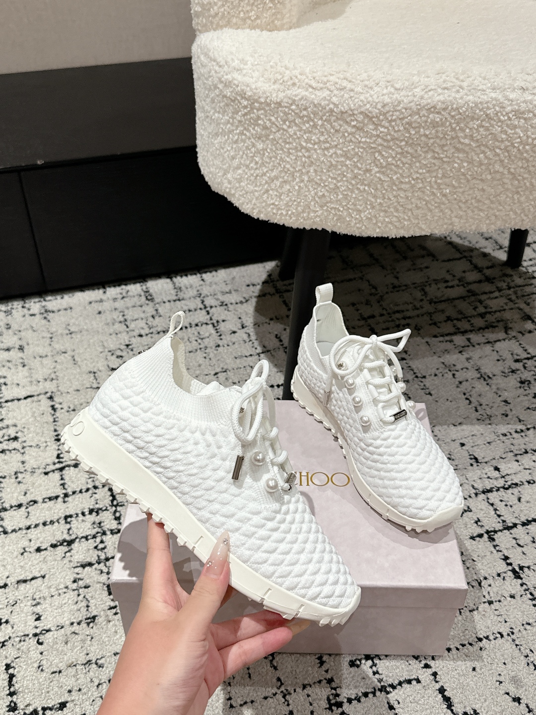 New Jimmy Choo Knitting Sneakers: Goddess in White, Sizes 35-40. - 图片 5