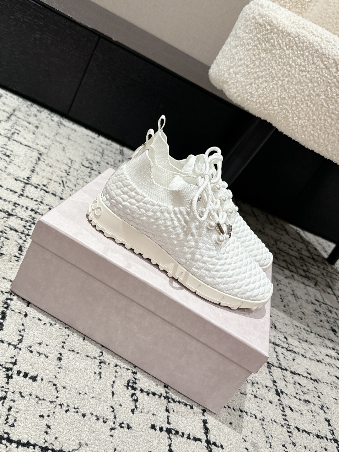 New Jimmy Choo Knitting Sneakers: Goddess in White, Sizes 35-40. - 图片 3