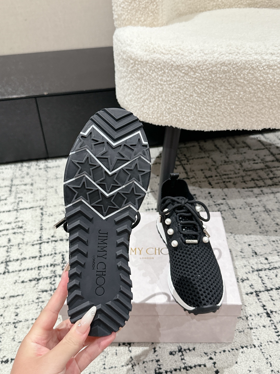 New Jimmy Choo Knitting Sneakers: Goddess of Leisure in Perfect White, Sizes 35-40 - 图片 9