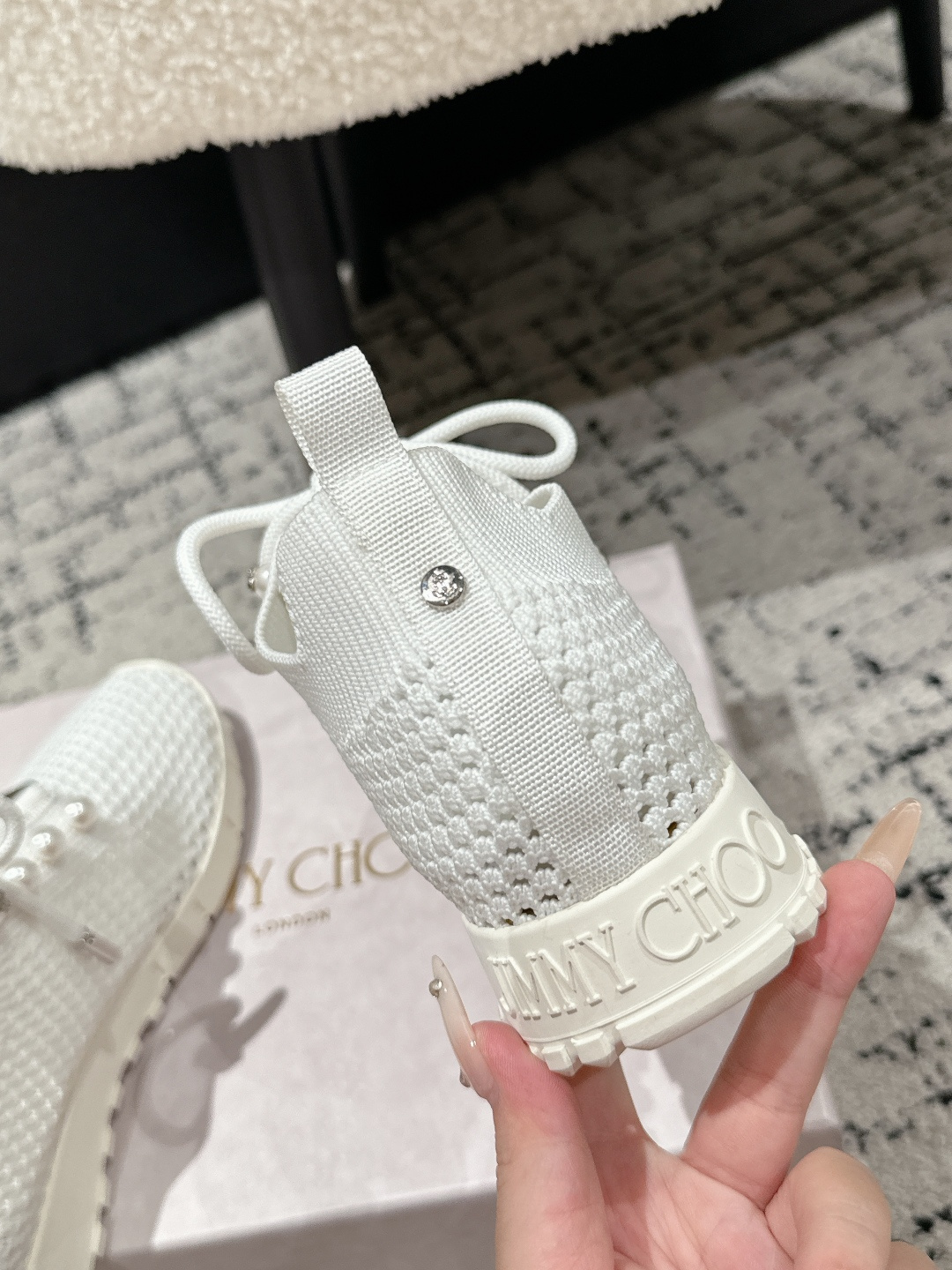 New Knitting Sneakers by Jimmy Choo: “The Goddess” in Perfect White, Sizes 35-40. - 图片 7